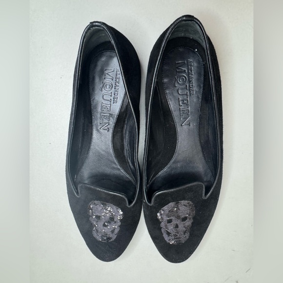 Alexander McQueen Velvet Skull Flats – Size 7 – Excellent Condition - Picture 1 of 13